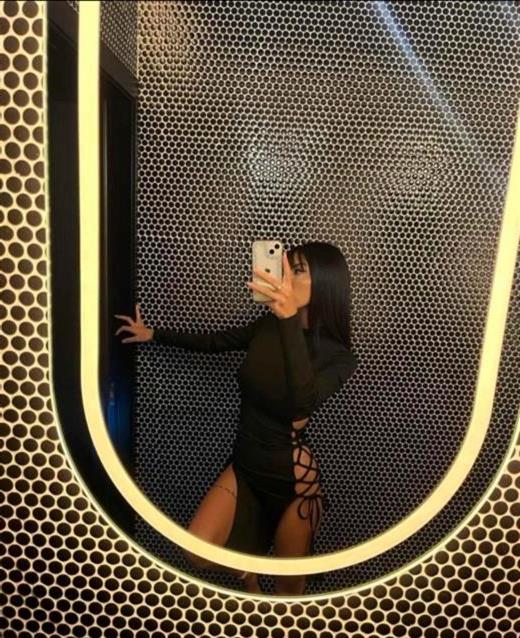 Gıdıklayıcı escort Aluang