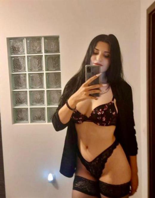 Kışkırtıcı escort Ann Gerdh