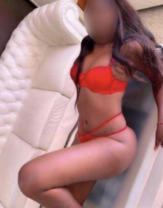 Fışkırtma escort Sirena Af