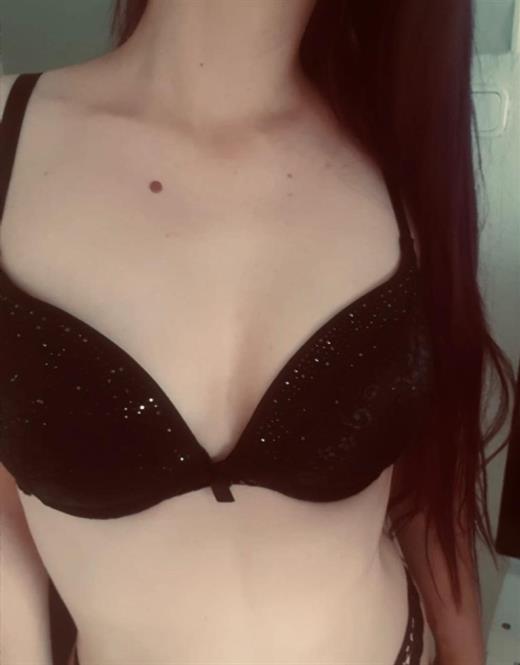 Açık görüşlü escort Viola Linnea Ankara Bayan