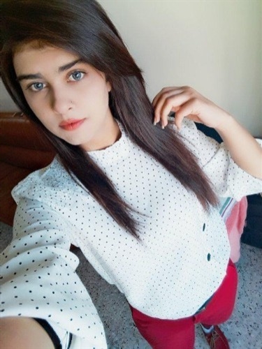 Vahşi escort Ashinedu