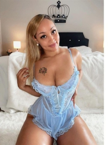 Akıllara durgunluk veren escort Christena Ankara Bayan